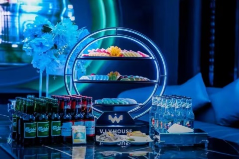 大连夜场招聘酒水促销员,新人红包,大礼等你拿回家