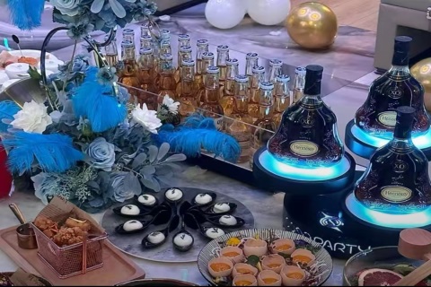 大连图兰朵KTV招聘礼仪模特,加入我们让职业生涯更具光彩